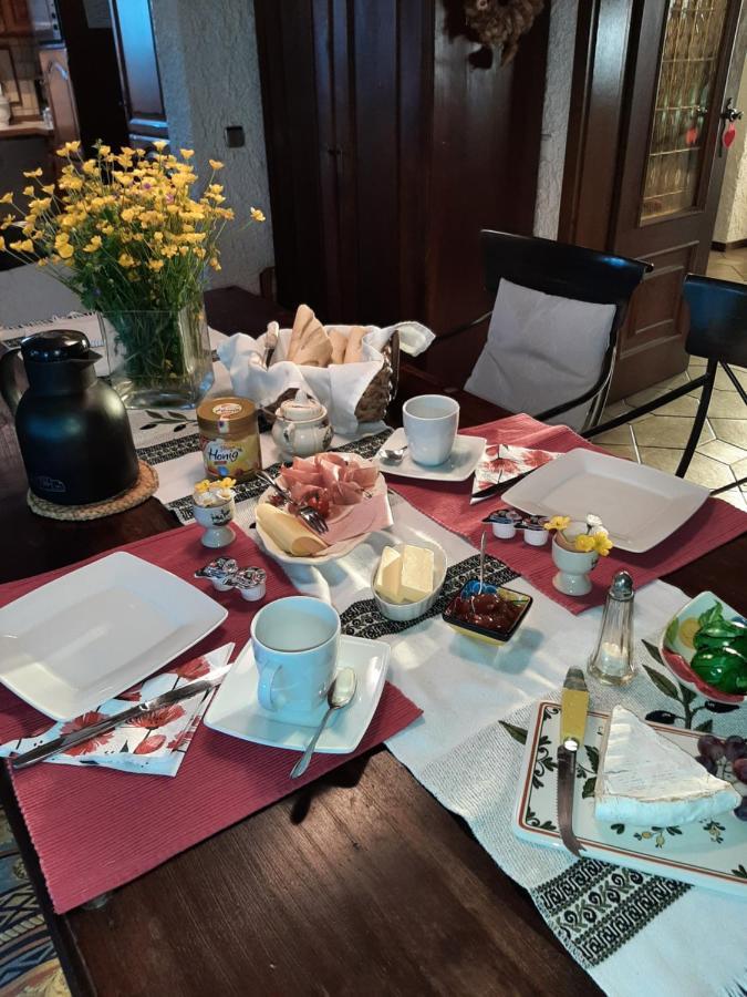 Grosses Gemuetliches Zimmer Mit Eigener Dusche Und Sauna Auf Wunsch راينشتيتن المظهر الخارجي الصورة